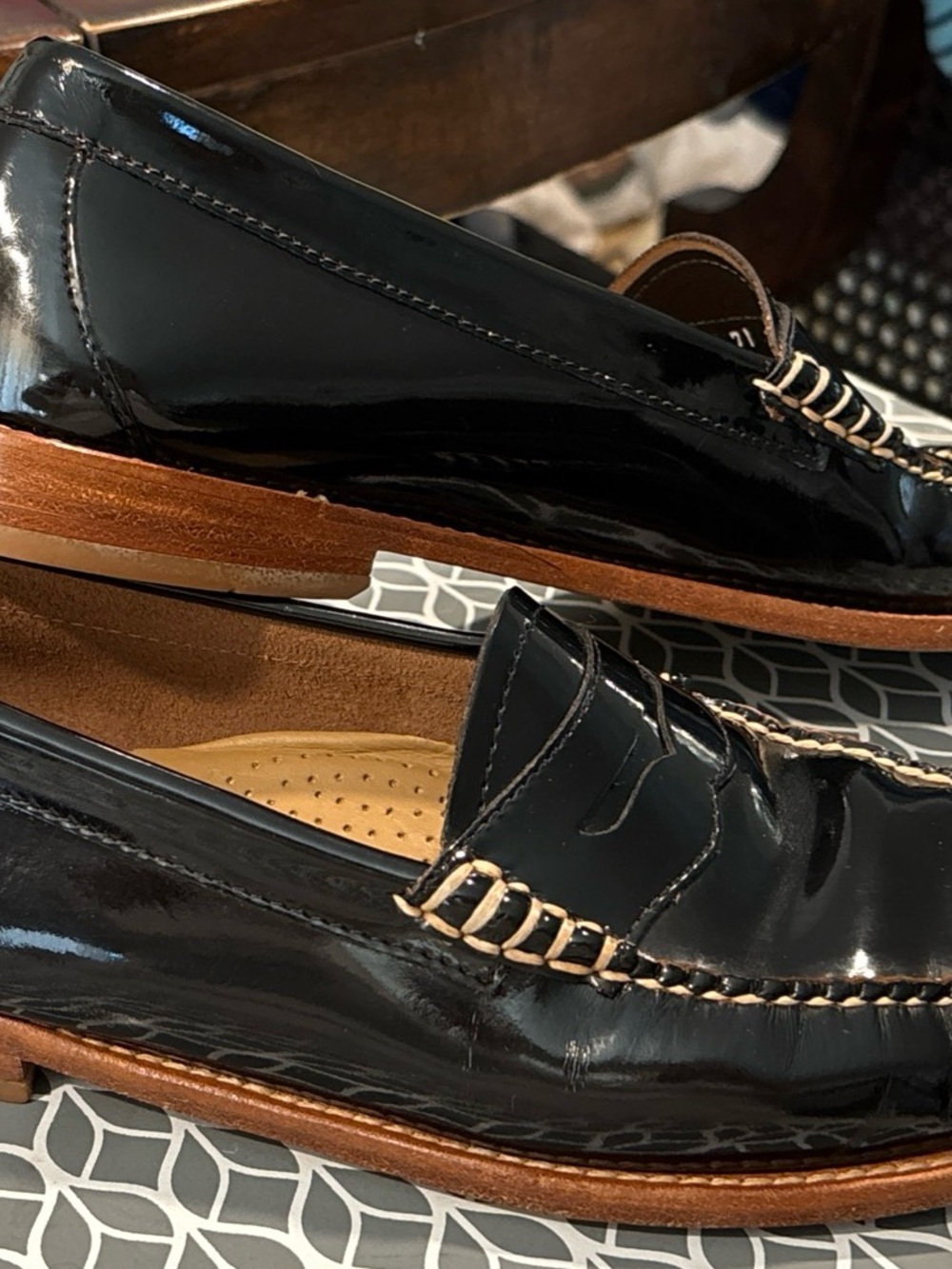 GH Bass Weejuns Heritage Larson Penny Loafer Black Patent Leather women’s 10M